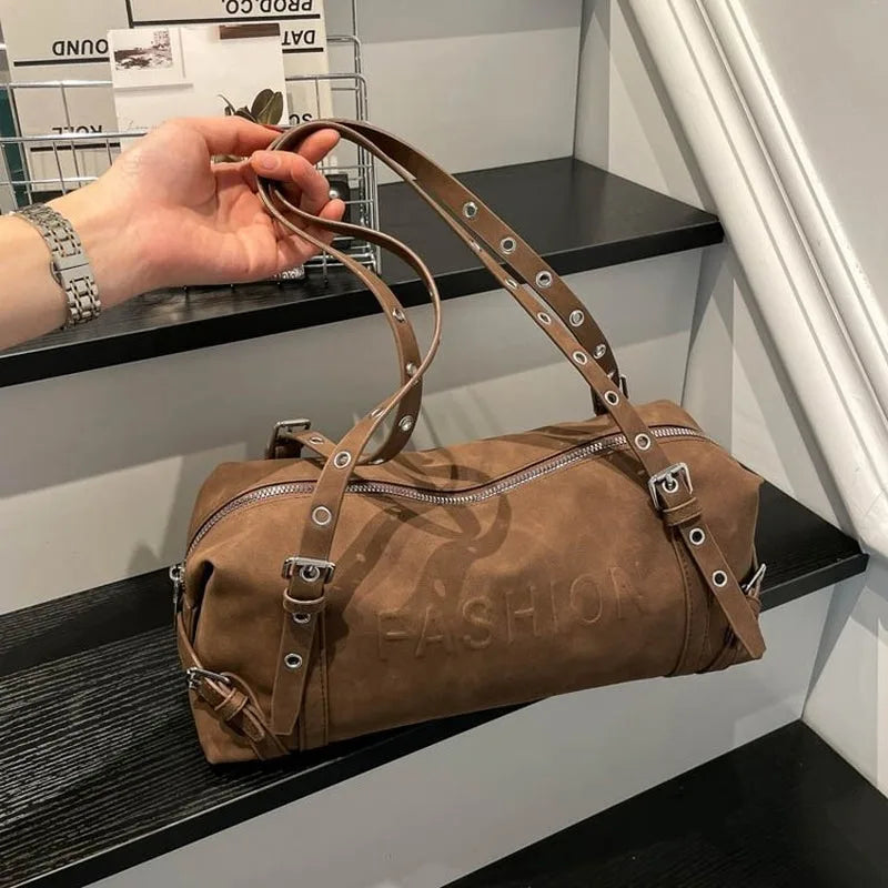 Sac à main bandoulière rétro cylindrique pour femme, spacieux pour un usage quotidien, idéal pour les trajets domicile-travail, les sorties shopping décontractées, les courts voyages et les déplacements du quotidien.