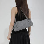 Sac à main bandoulière rétro cylindrique pour femme, spacieux pour un usage quotidien, idéal pour les trajets domicile-travail, les sorties shopping décontractées, les courts voyages et les déplacements du quotidien.