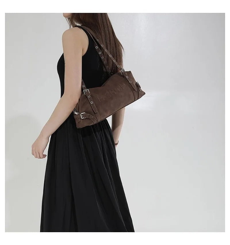 Sac à main bandoulière rétro cylindrique pour femme, spacieux pour un usage quotidien, idéal pour les trajets domicile-travail, les sorties shopping décontractées, les courts voyages et les déplacements du quotidien.